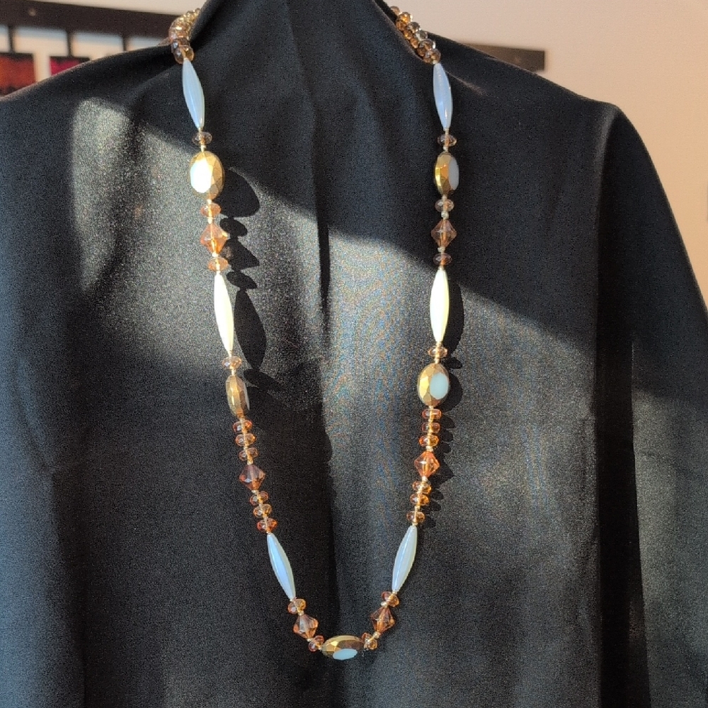 Vintage Liz Claiborne Glass Bead Necklace
